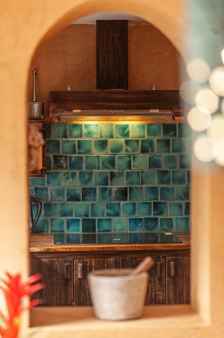 Art Boutique Duplex 2br Bathtub Wifi Netflix Apartment Hanoi